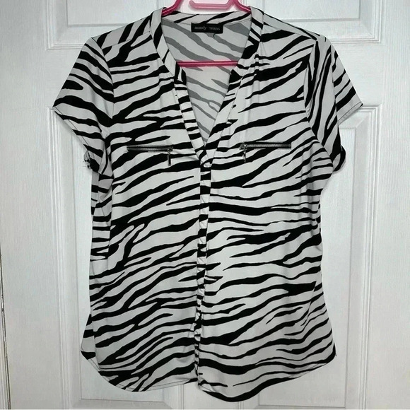 Mandy Evans Tops - Mandy Evans Blouse Zippered Pockets Zebra Print Black & White Size  XL
